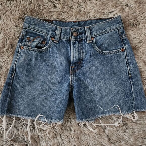 Levi's 550 Relaxed Fit Denim Cut Off Shorts Size 10 Reg - Picture 1 of 11